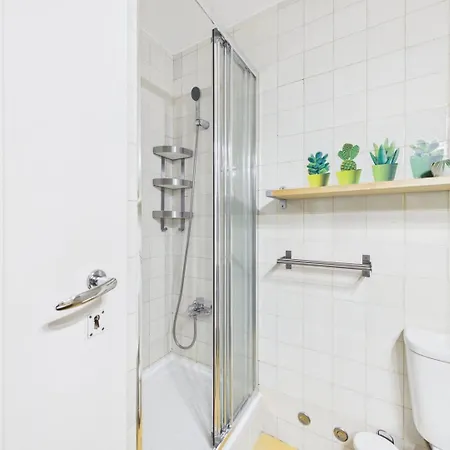 Charming 1br W/ Sofa Bed In The Heart Of Alfama | By Airnest Lisbon